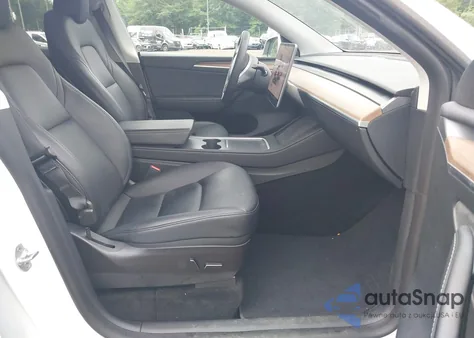 2023 Tesla Model Y из США, поврежденный, VIN 7SAYGDEE9PF684846